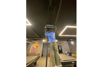 Dịch Vụ Vệ Sinh Máy Lạnh Âm Trần Tại Hóc Môn